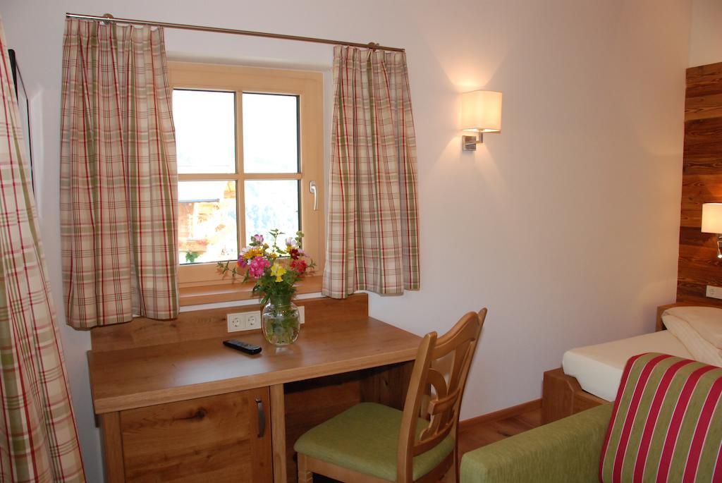 Hotel Gasthof Erbhof Anderlhof Leogang Phòng bức ảnh